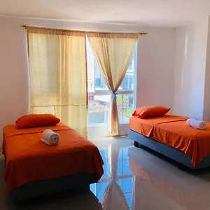 Pelican House Apartahotel